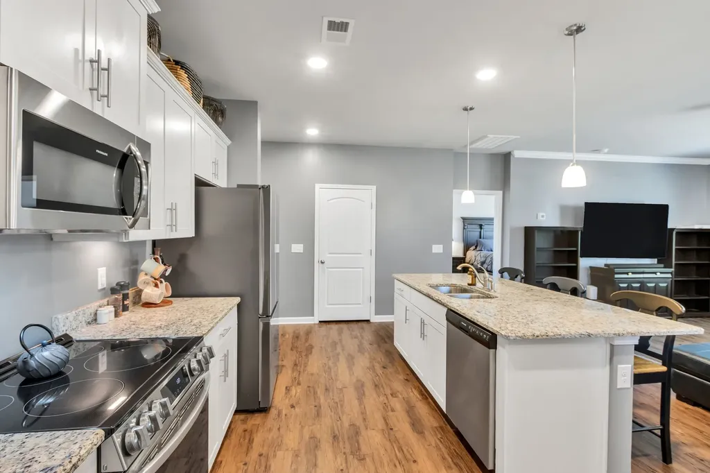 3713 Sweetbriar Avenue Murfreesboro TN 37128