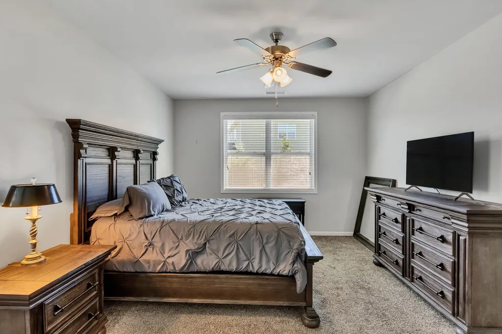 3713 Sweetbriar Avenue Murfreesboro TN 37128