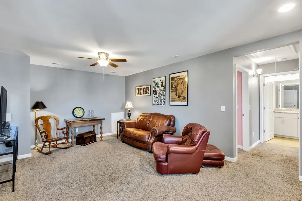 3713 Sweetbriar Avenue Murfreesboro TN 37128