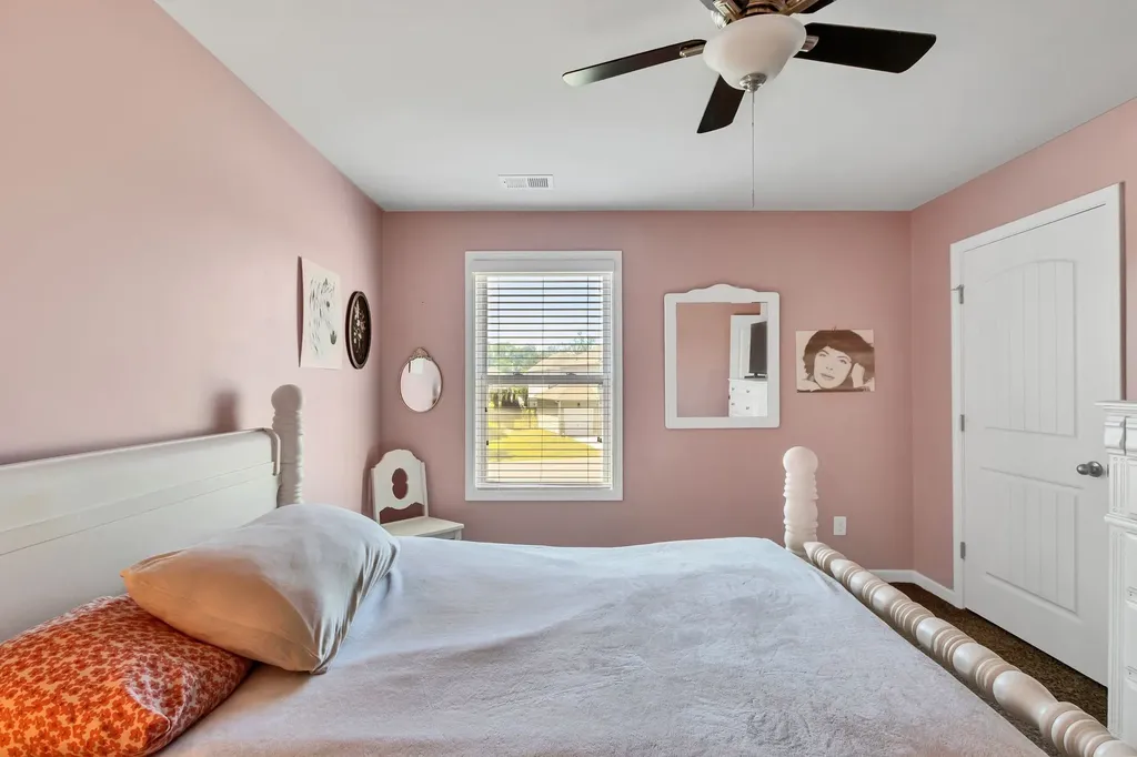 3713 Sweetbriar Avenue Murfreesboro TN 37128