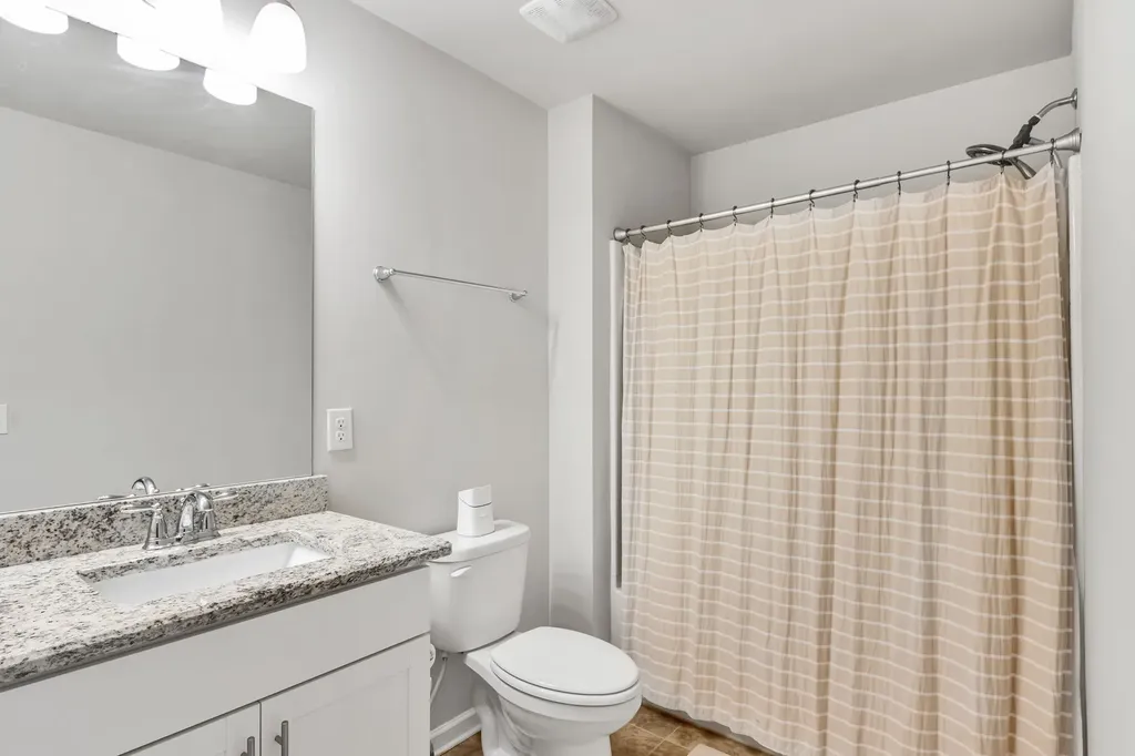 3713 Sweetbriar Avenue Murfreesboro TN 37128