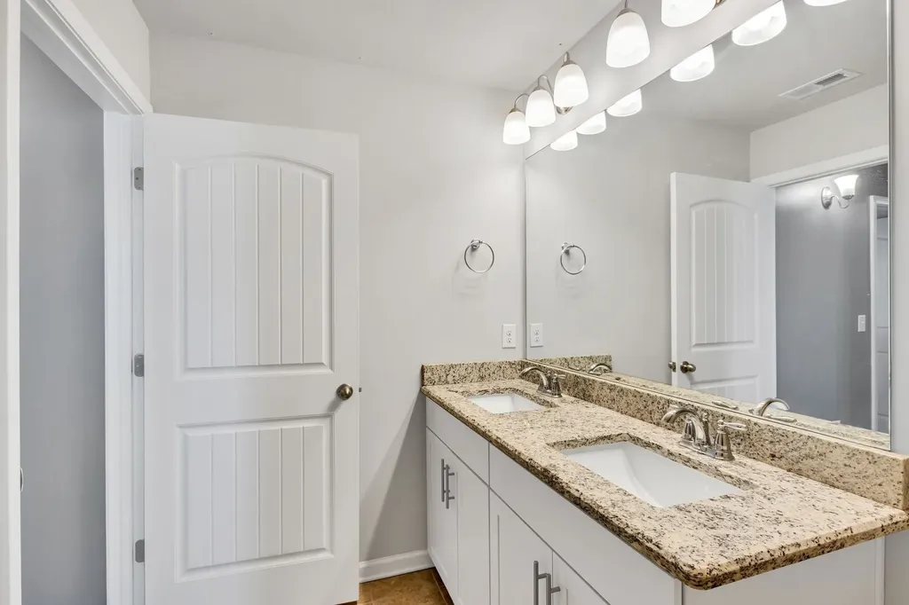 3713 Sweetbriar Avenue Murfreesboro TN 37128