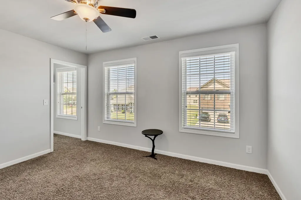 3713 Sweetbriar Avenue Murfreesboro TN 37128