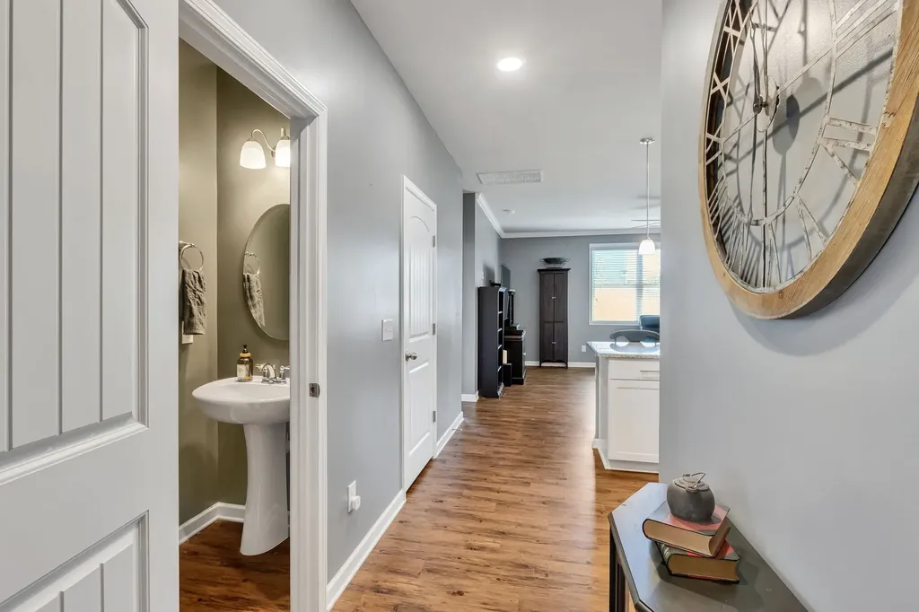 3713 Sweetbriar Avenue Murfreesboro TN 37128