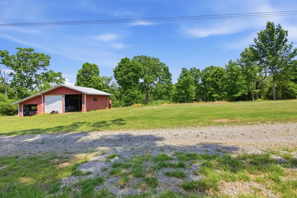 1057 S Ellington Parkway Lewisburg TN 37091
