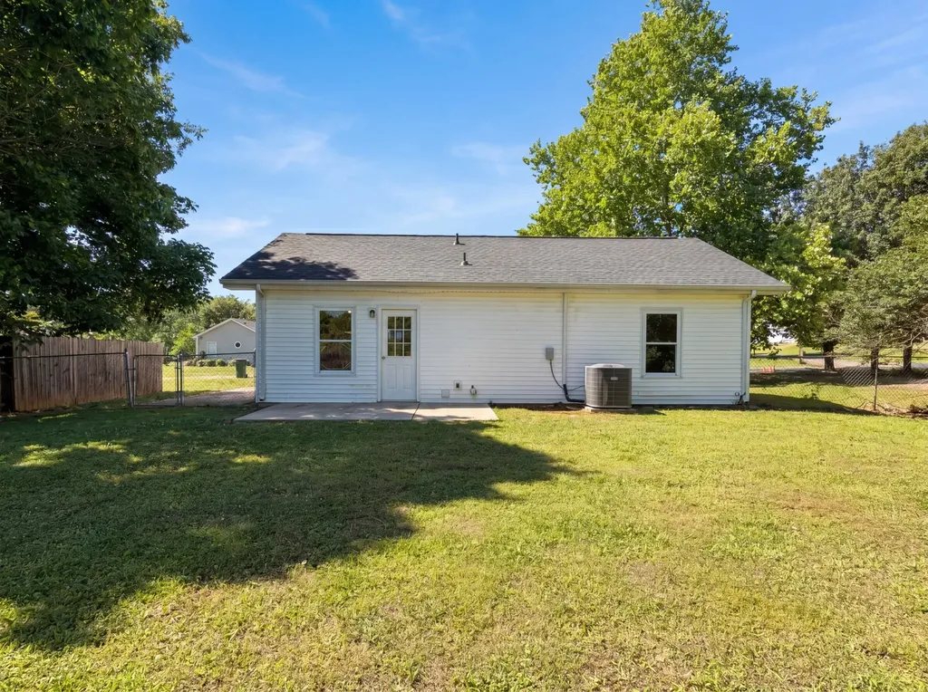 104 Frontier Lane La Vergne TN 37086