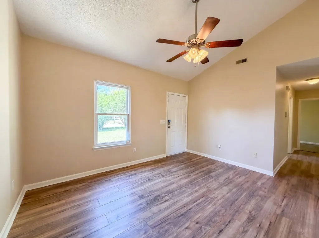 104 Frontier Lane La Vergne TN 37086