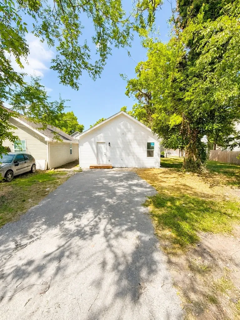1808 Cephas Street Nashville TN 37208
