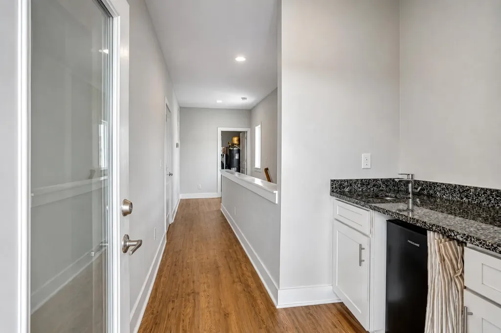 1007A Alice Street Nashville TN 37218