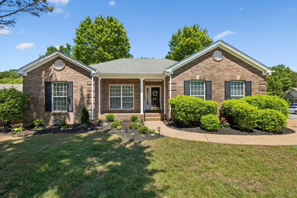 601 Casey Place Hermitage TN 37076