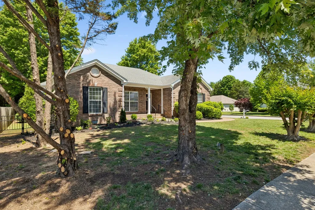 601 Casey Place Hermitage TN 37076