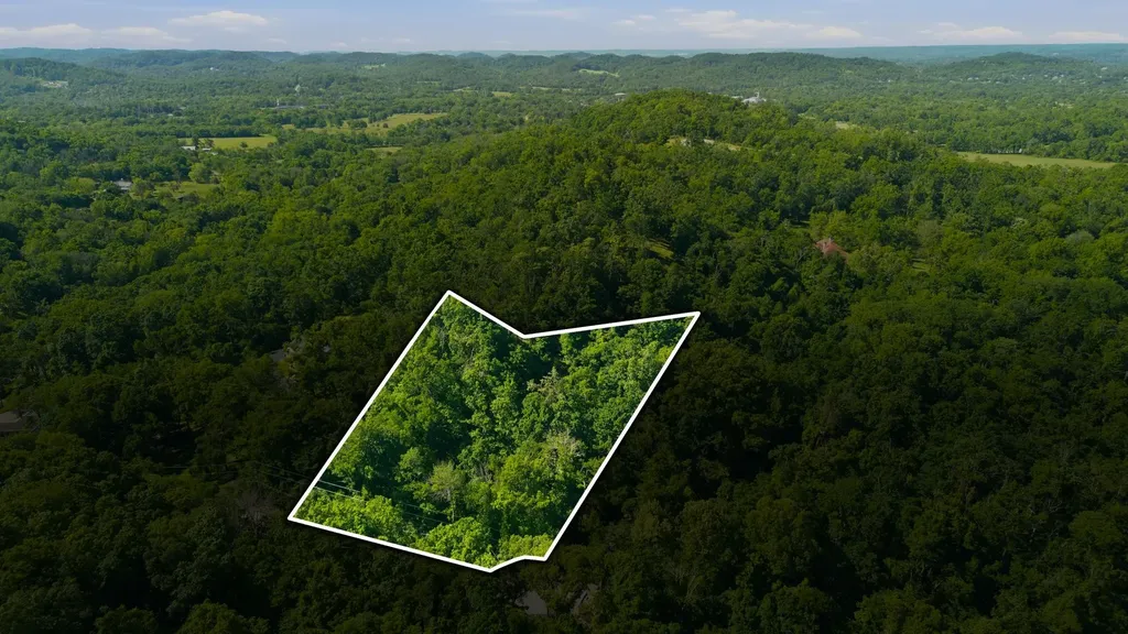 3 Saint James Place Nashville TN 37215