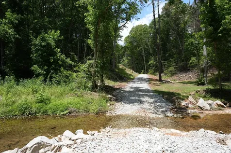 1 Budds Creek Road Palmyra TN 37142