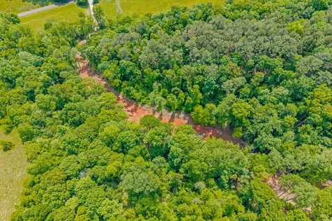 1 Budds Creek Road Palmyra TN 37142