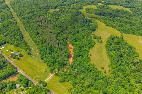 1 Budds Creek Road Palmyra TN 37142
