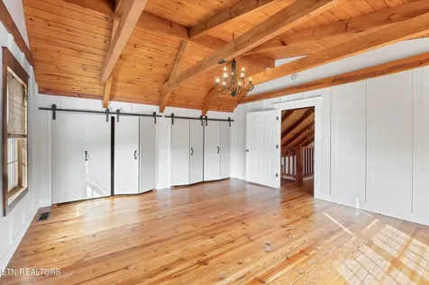 753 Farmington Way Maryville TN 37801