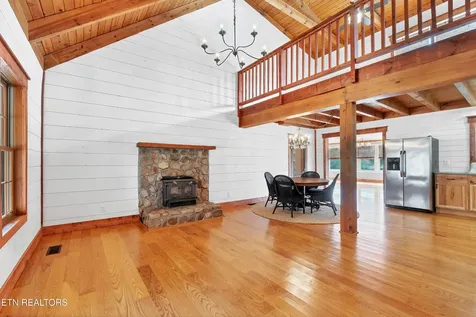 753 Farmington Way Maryville TN 37801