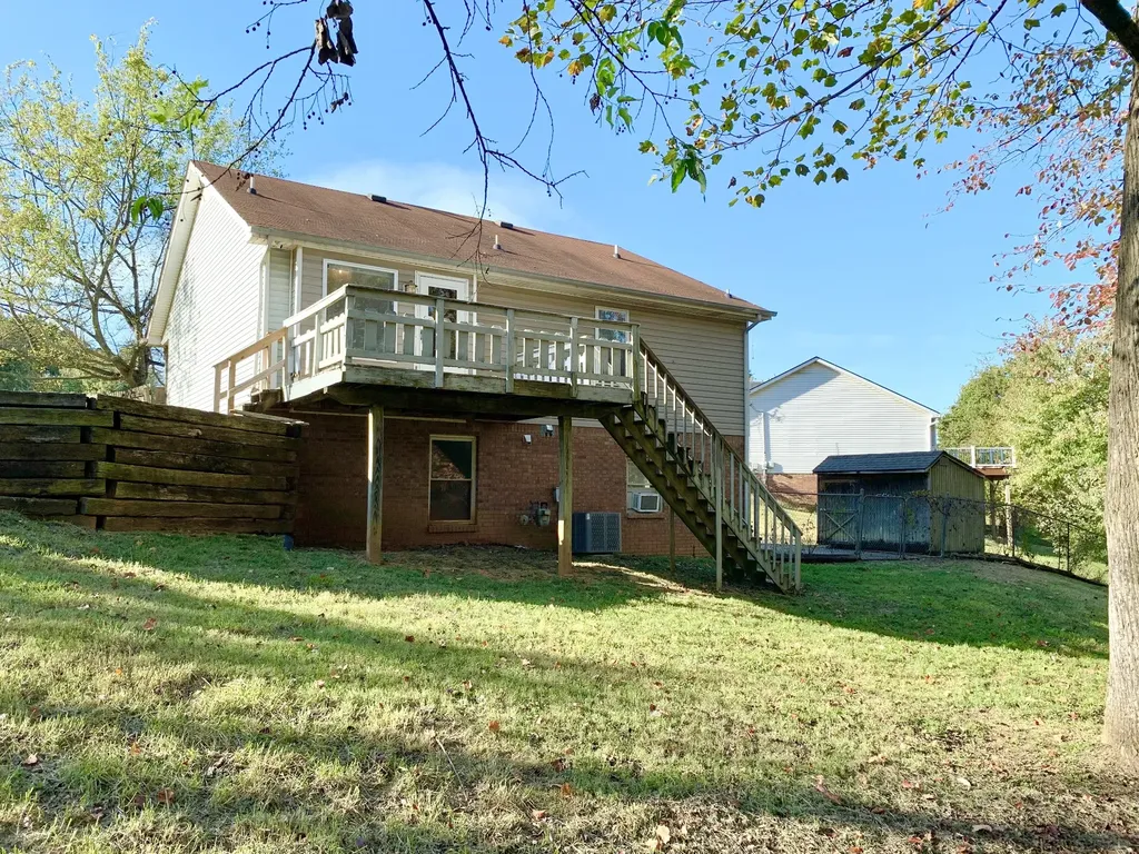 3401 Oak Lawn Drive Clarksville TN 37042