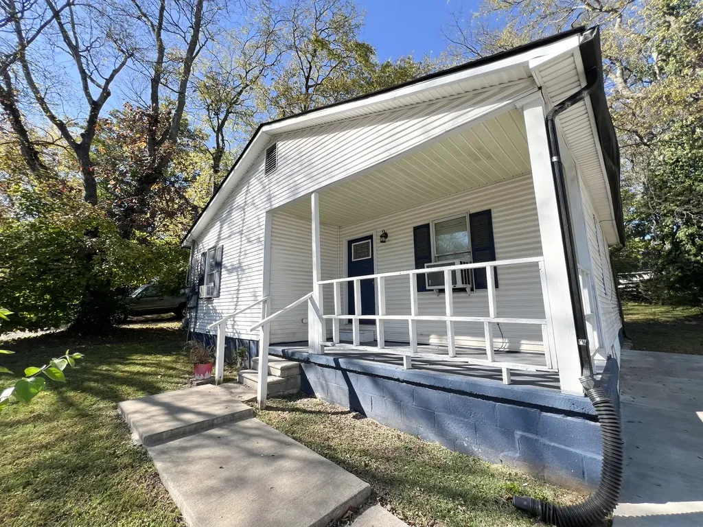 1139 Main Street Clarksville TN 37040