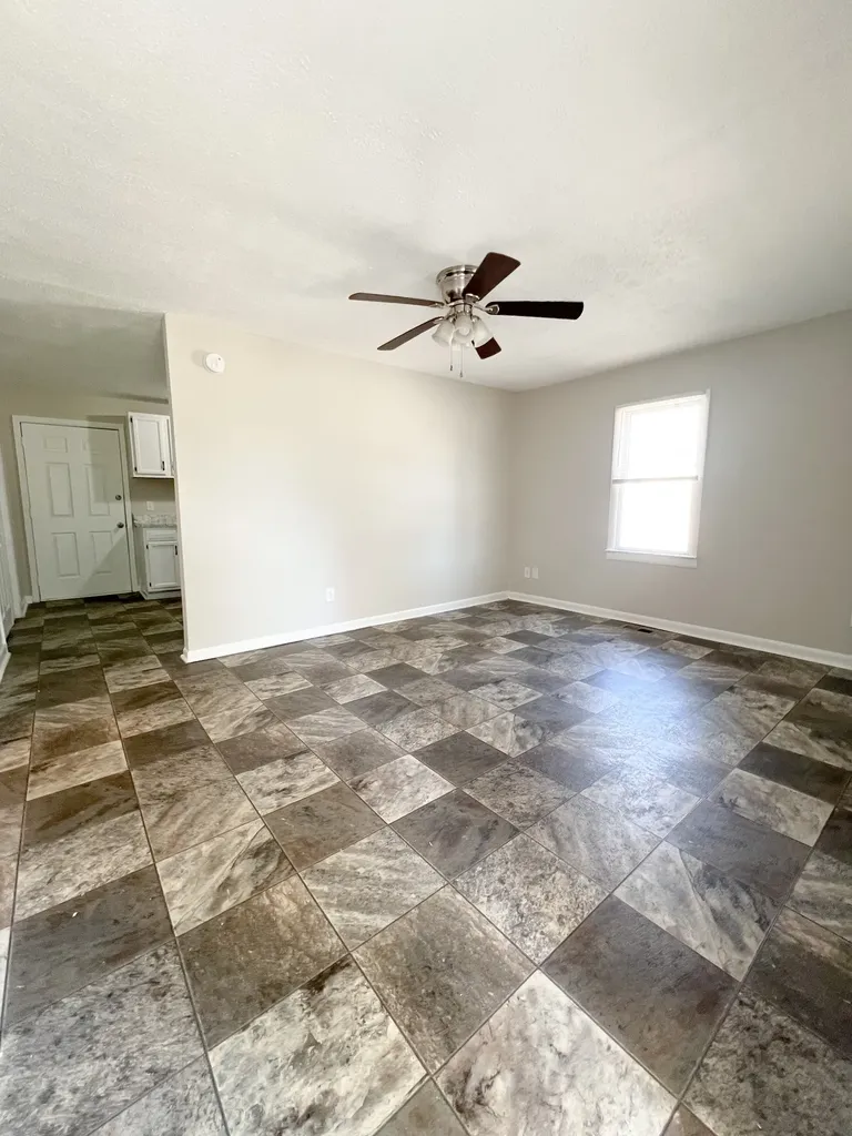 1139 Main Street Clarksville TN 37040