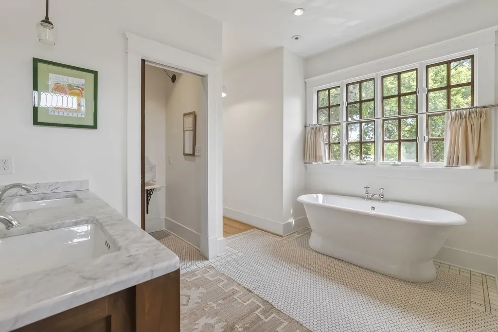 1915 Beechwood Avenue Nashville TN 37212