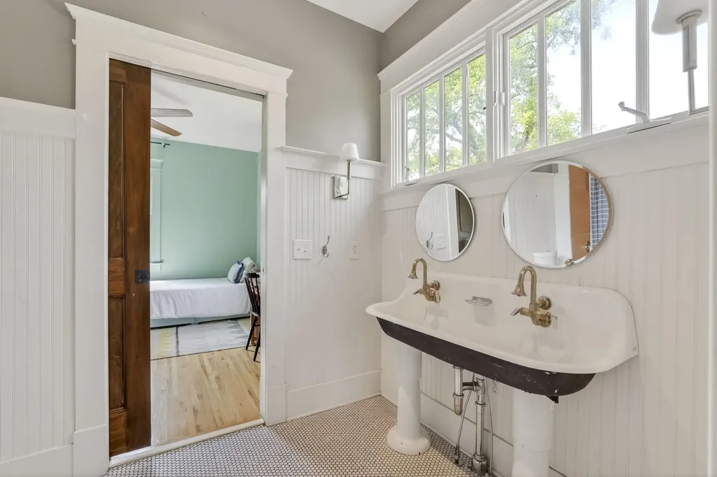 1915 Beechwood Avenue Nashville TN 37212
