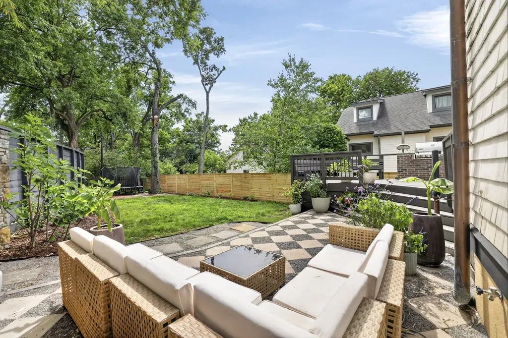 1915 Beechwood Avenue Nashville TN 37212