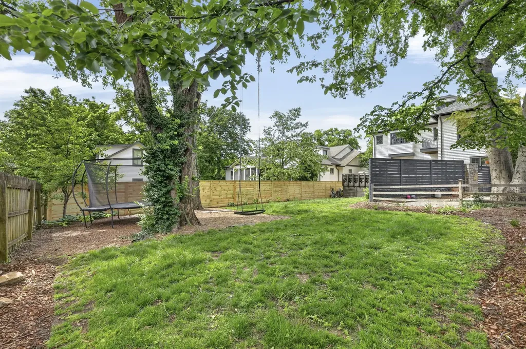 1915 Beechwood Avenue Nashville TN 37212