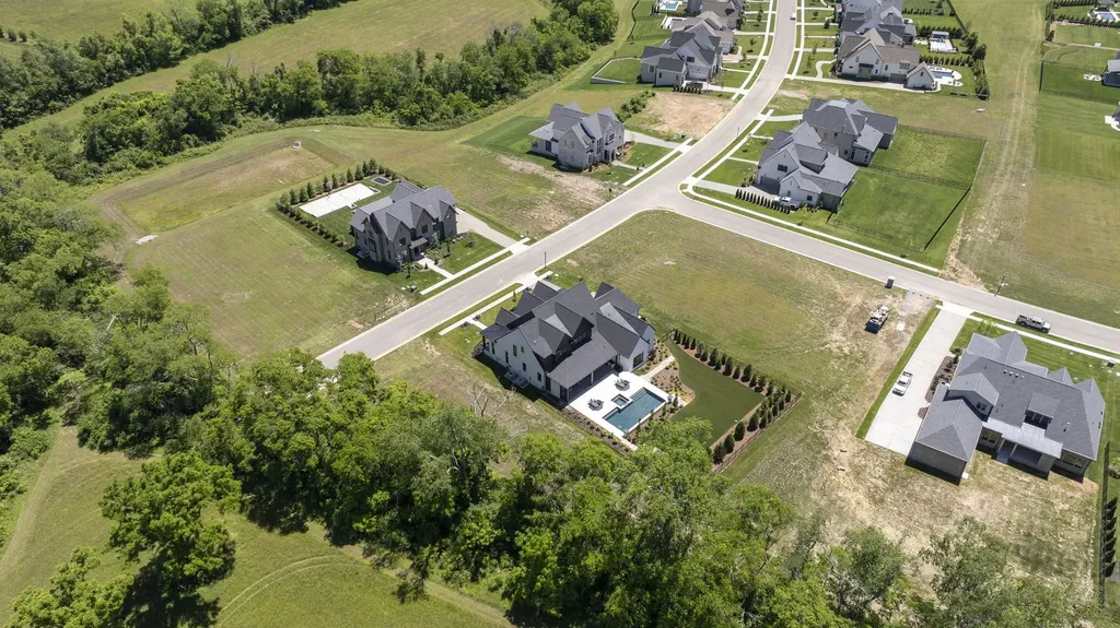 6083 Porters Union Way Arrington TN 37014
