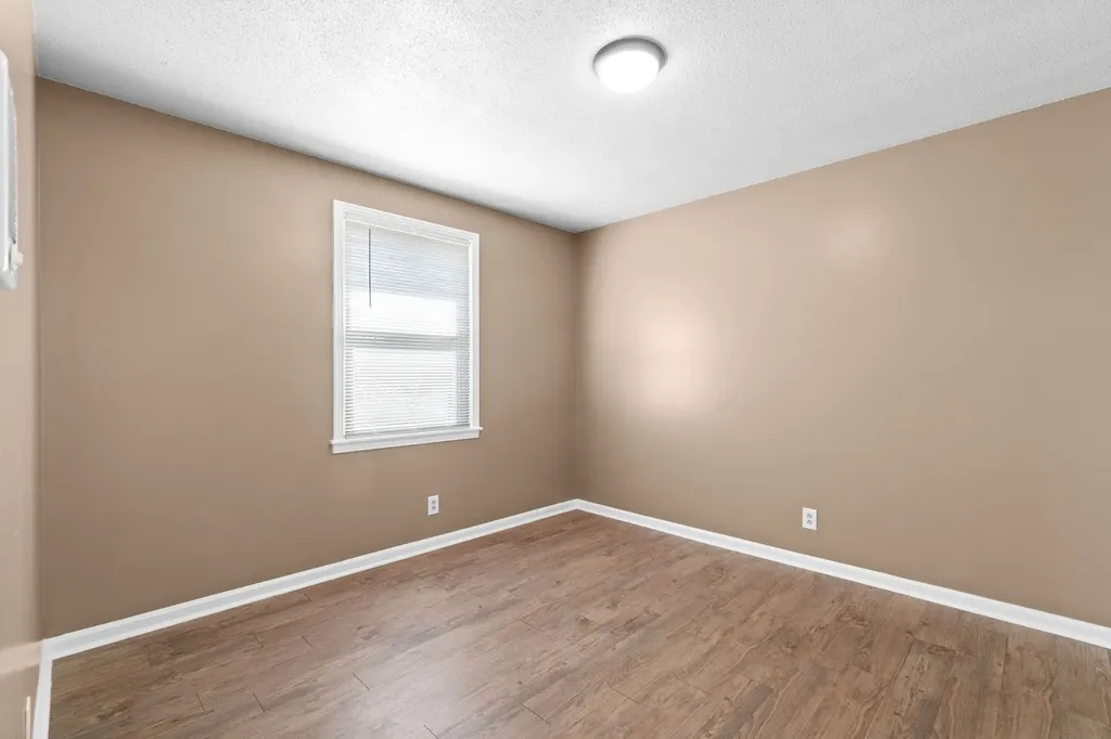 1908 Batts Lane Clarksville TN 37042