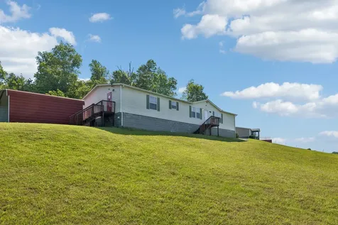 2484 W Leatherwood Road Cumberland Furnace TN 37051