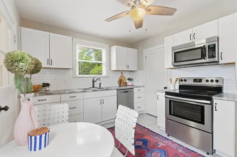 2411 Milton Drive Nashville TN 37216