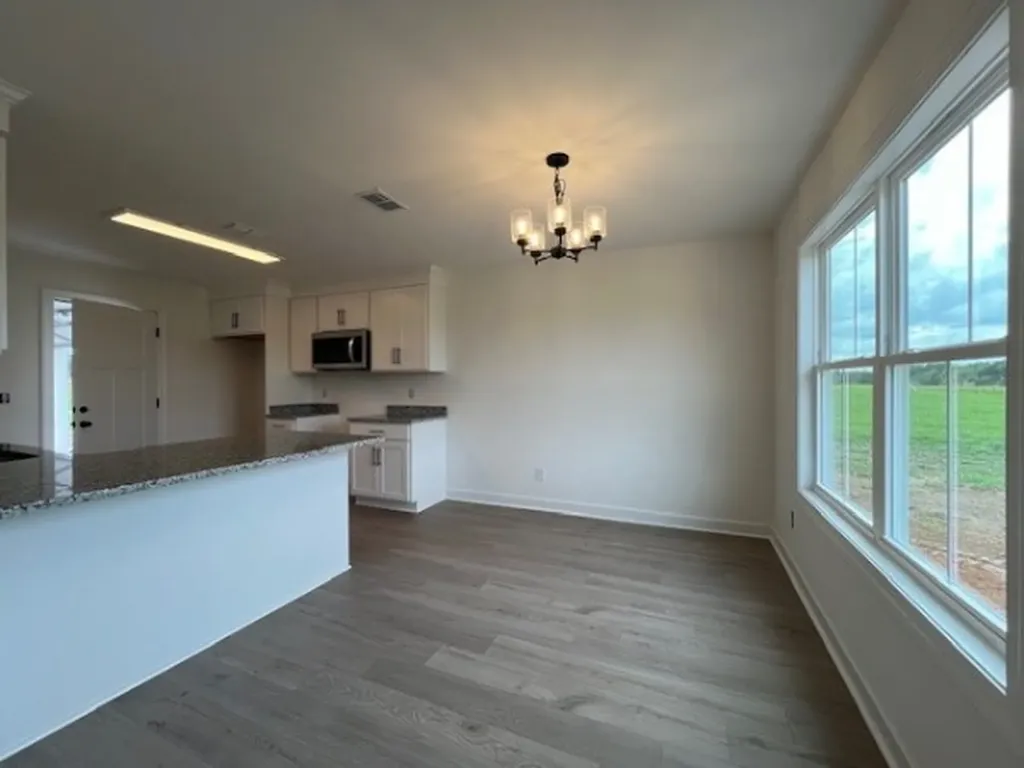 1698 Newt Mcknight Road Mcminnville TN 37110