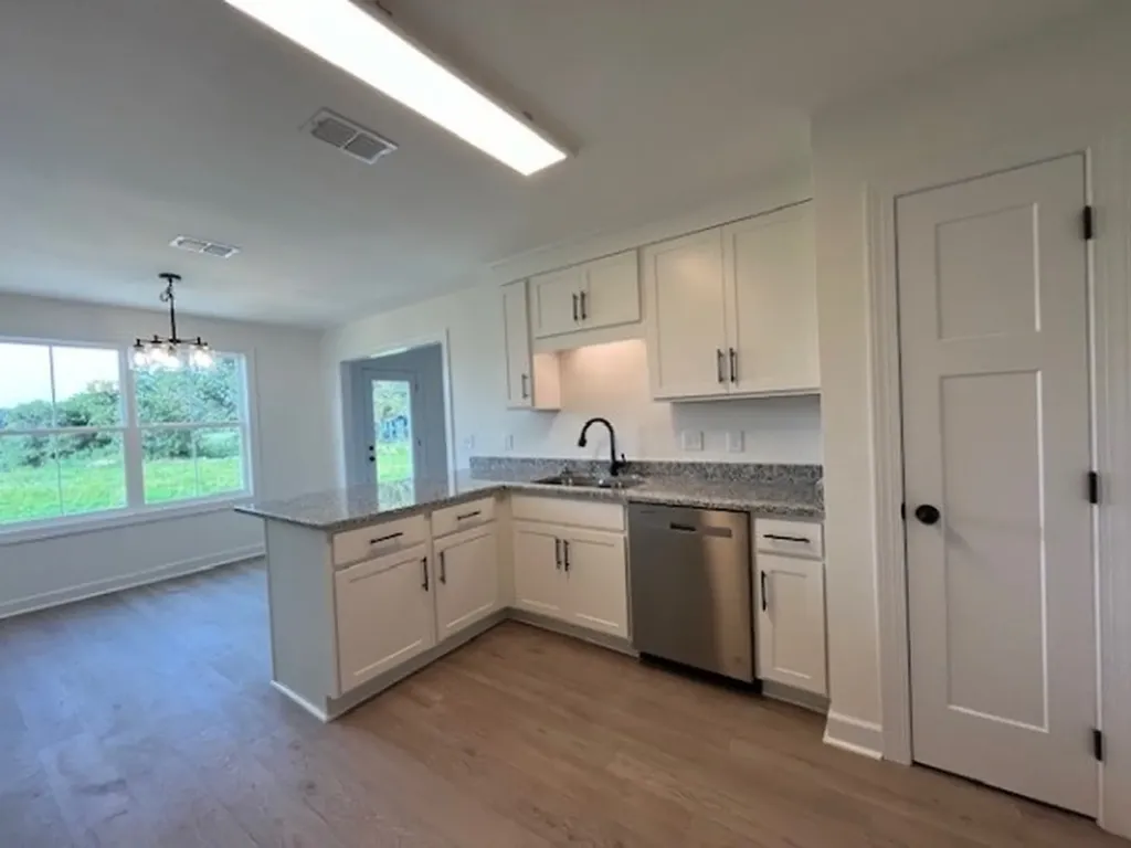 1698 Newt Mcknight Road Mcminnville TN 37110