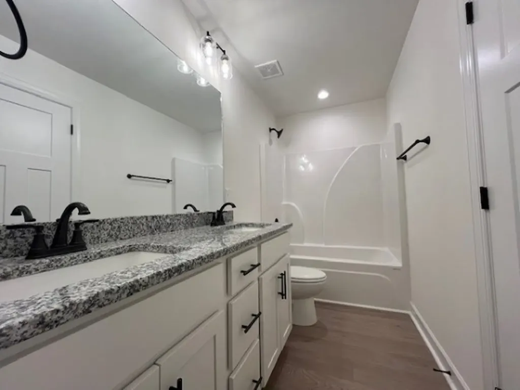 1698 Newt Mcknight Road Mcminnville TN 37110