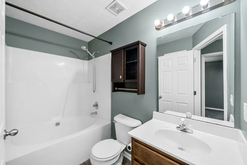1020 Cindy Jo Court Clarksville TN 37040