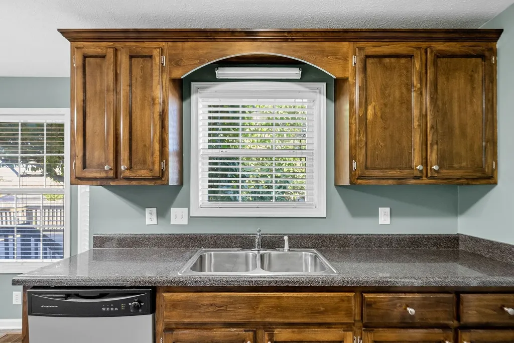 1020 Cindy Jo Court Clarksville TN 37040