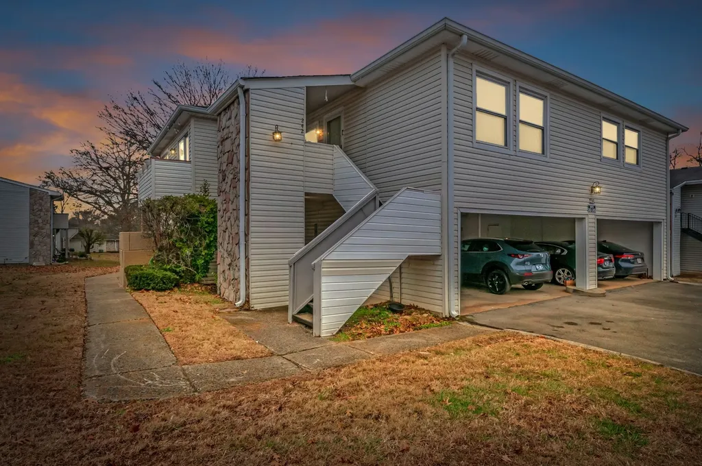 810 Bellevue Nashville TN 37221