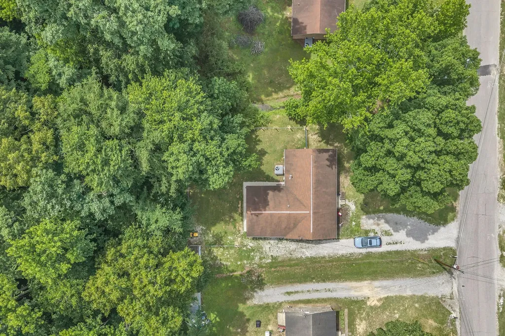 814 Cherokee Drive New Johnsonville TN 37134