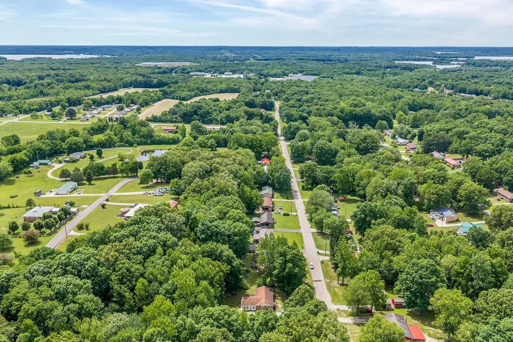 814 Cherokee Drive New Johnsonville TN 37134