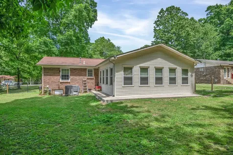 814 Cherokee Drive New Johnsonville TN 37134