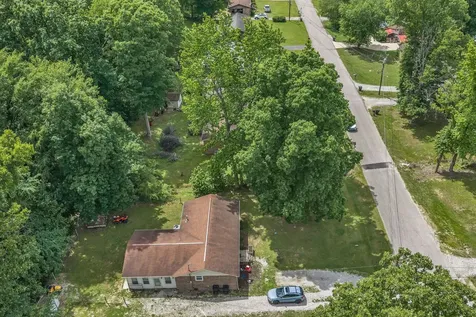 814 Cherokee Drive New Johnsonville TN 37134