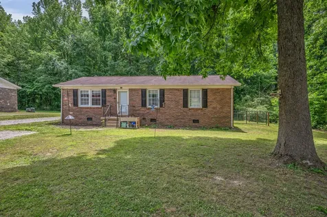 814 Cherokee Drive New Johnsonville TN 37134