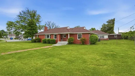 1401 Kefauver Street Manchester TN 37355