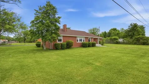 1401 Kefauver Street Manchester TN 37355
