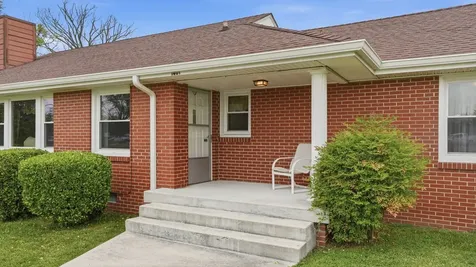 1401 Kefauver Street Manchester TN 37355