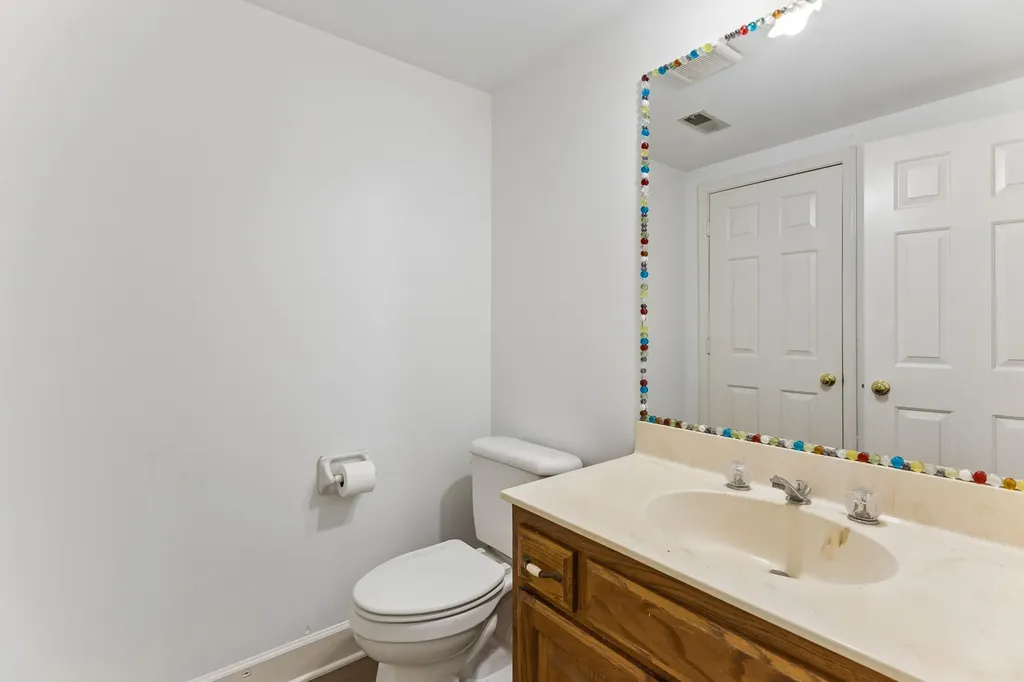 7500 Old Harding Pike Nashville TN 37221