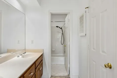 7500 Old Harding Pike Nashville TN 37221