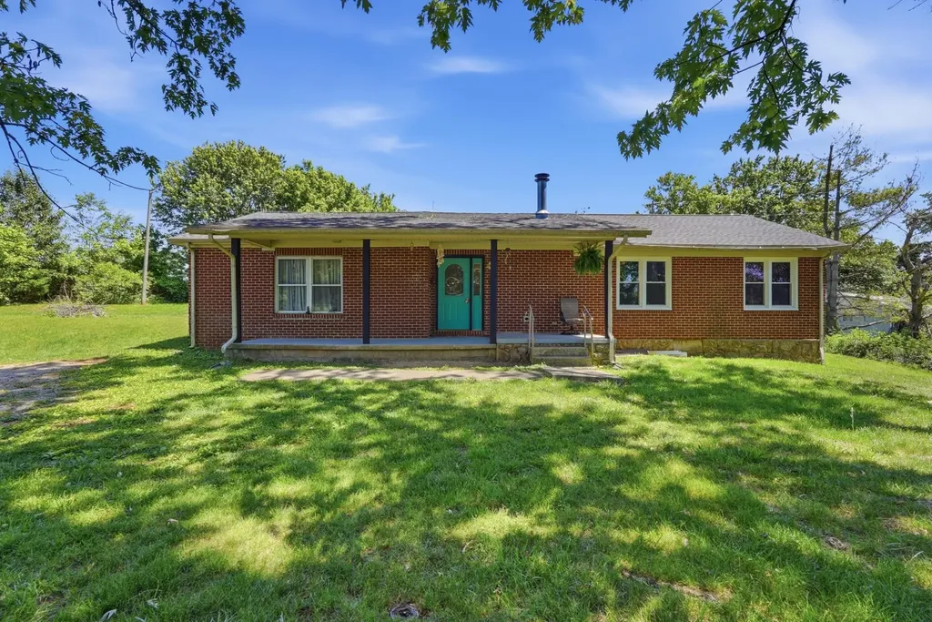 2985 Plum Creek Road Sparta TN 38583