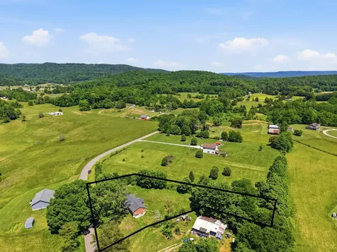 2985 Plum Creek Road Sparta TN 38583